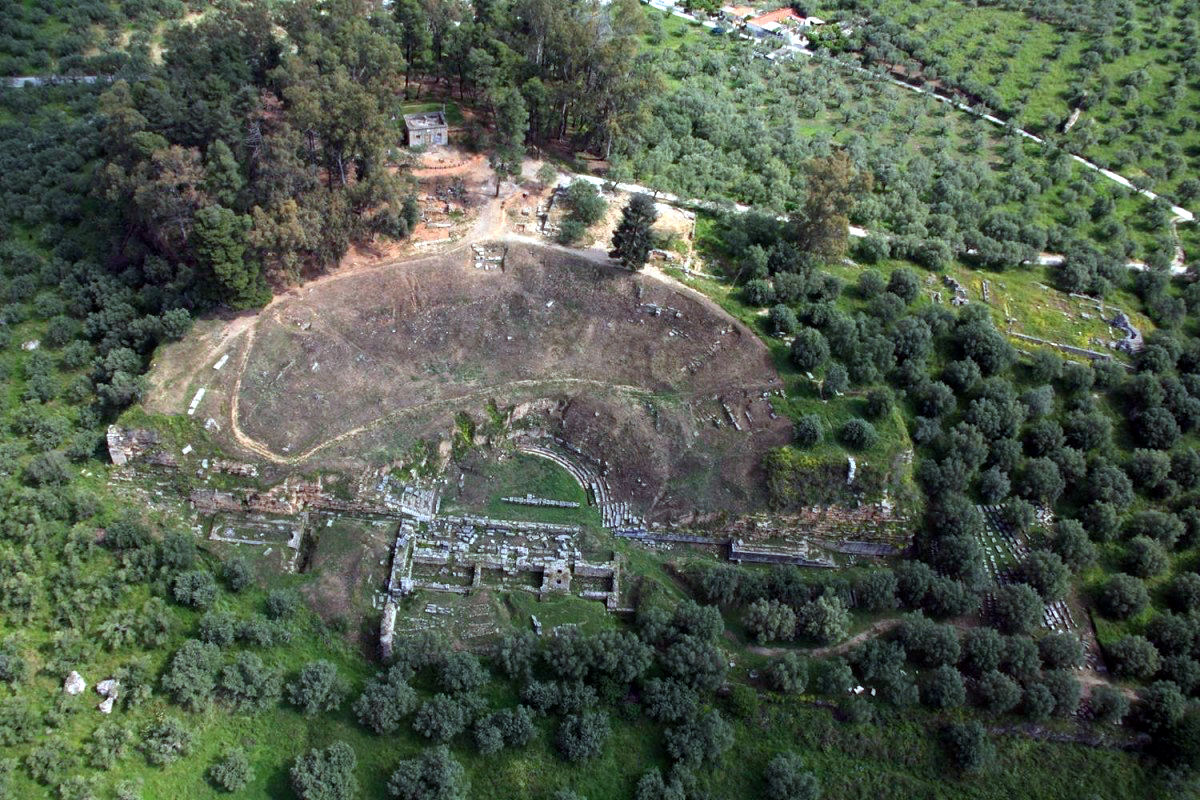 arxaio theatro spartis